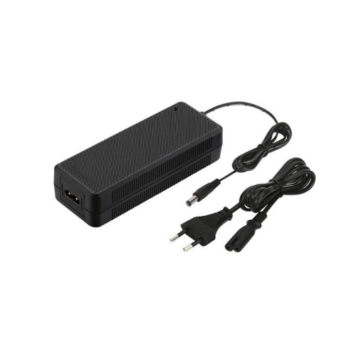 Síťový napájecí zdroj 12V / 96W, 8A