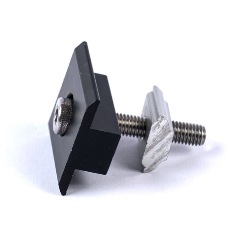 Držák středový 35-40mm ČERNÝ pro solární panely na lištu, hliníkový