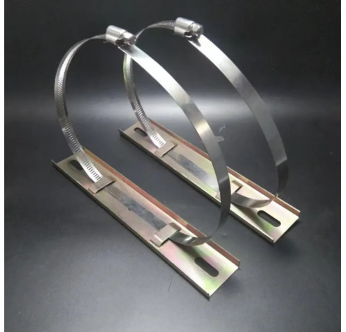 Sada pro montáž na sloup k rozvaděči FTTH-24 Sada pro montáž na sloup k rozvaděči FTTH-24