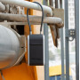 Bezpečnostní schránka Master Lock 5482EURD se závěsným lankem