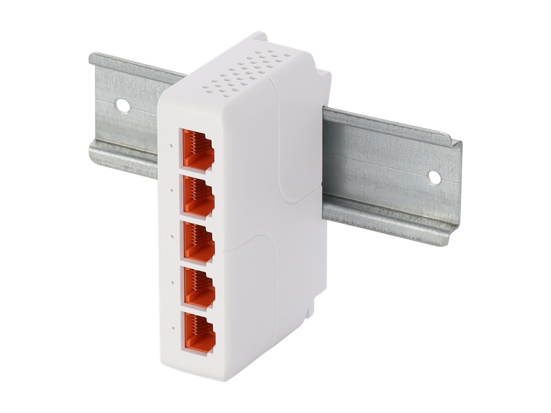 EXT-POEG4DIN LAN a PoE extender, 1x RJ-45 vstup, 4x RJ-45 výstup, LAN 10/100/1000Mbps,…