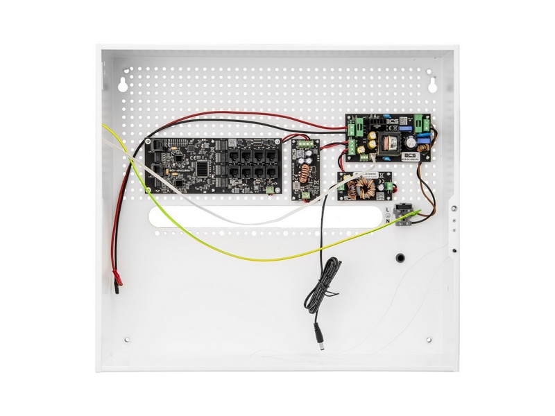 BCS-UPS/IP8Gb/E-S Zálohovaný PoE switch v boxu, celkový výkon 72W, 8x RJ-45 PoEaf/at/passive…